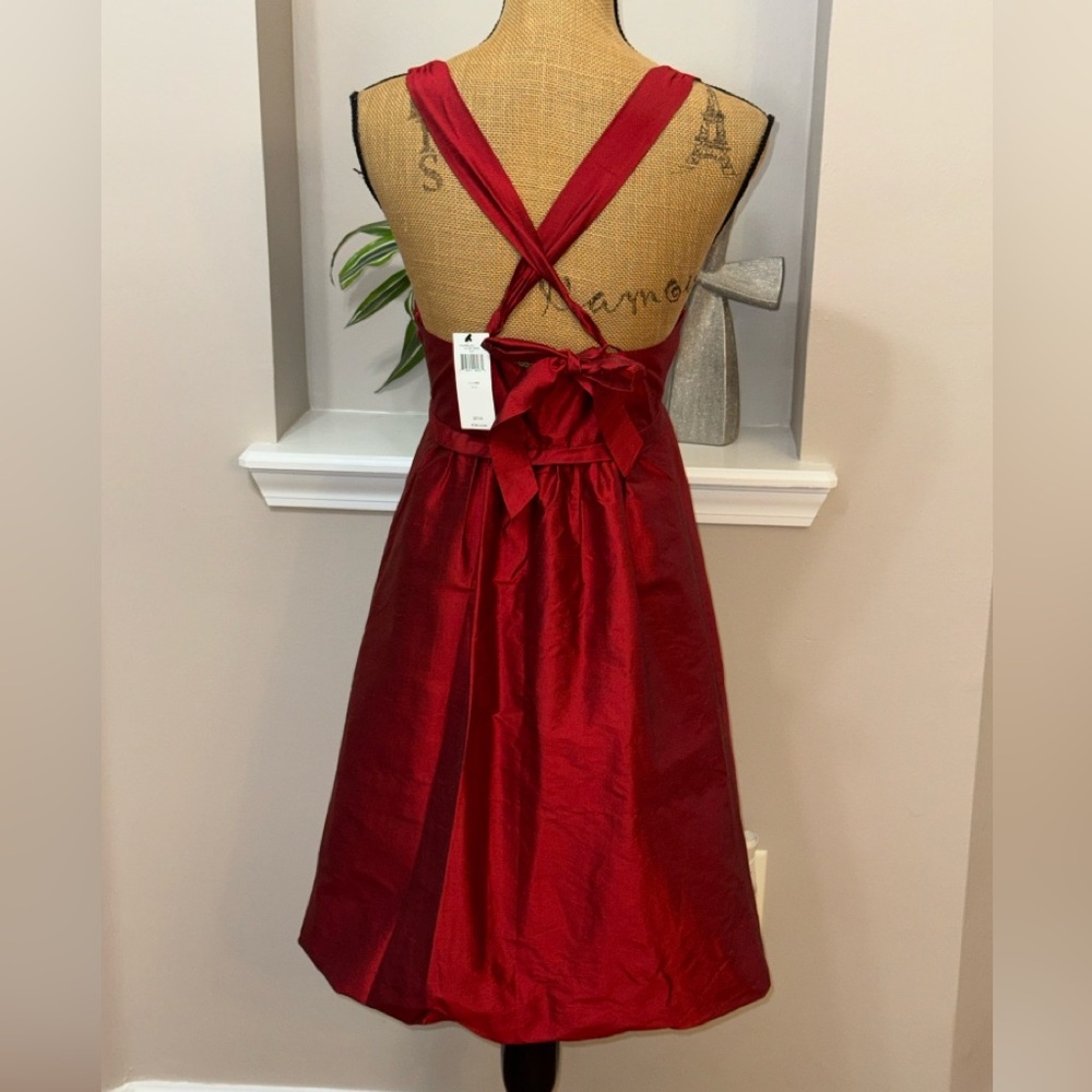 BCBG Maxazria red sleeveless Silk NWT deep V neck halter dress sz 2 - Picture 4 of 10